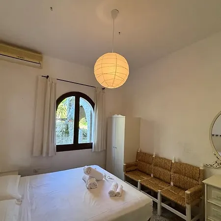 Wanda, Capitana With Swimming Pool, Parking, Garden E Bbq *